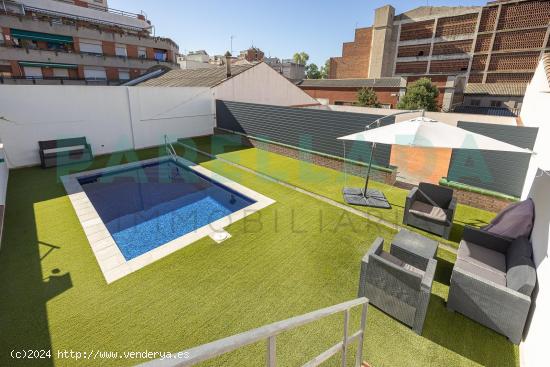  Preciso piso de grandes dimensiones con terraza y piscina - BARCELONA 