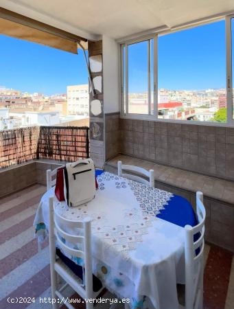 PRECIOSO PISO CON VISTA AL MAR EN CENTRO DE ALICANTE - ALICANTE