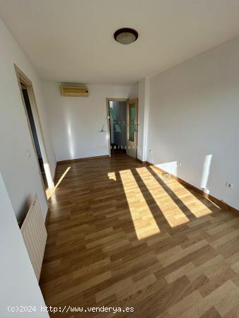 Apartamento Reformado en Hernán Cortés - CACERES