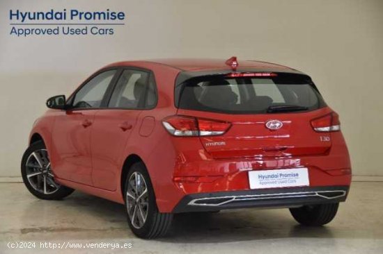 Hyundai i30 ( 1.5 DPI Klass SLX 110 )  - Madrid