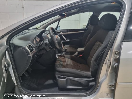 Peugeot 407 1.6 hdi de 2008 con 400.000 Km por 2.000 EUR. en Sevilla