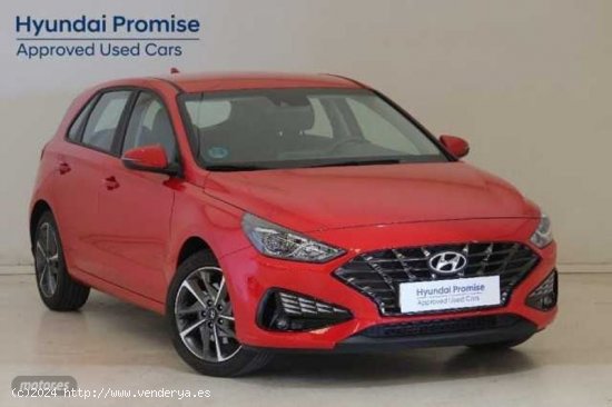 Hyundai i30 1.5 DPI Klass SLX 110 de 2023 con 14.111 Km por 19.990 EUR. en Madrid