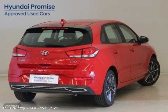 Hyundai i30 1.5 DPI Klass SLX 110 de 2023 con 14.111 Km por 19.990 EUR. en Madrid