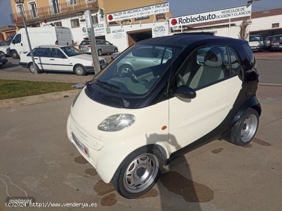 Smart Smart City Coupe de 2002 con 132.942 Km por 3.900 EUR. en Madrid