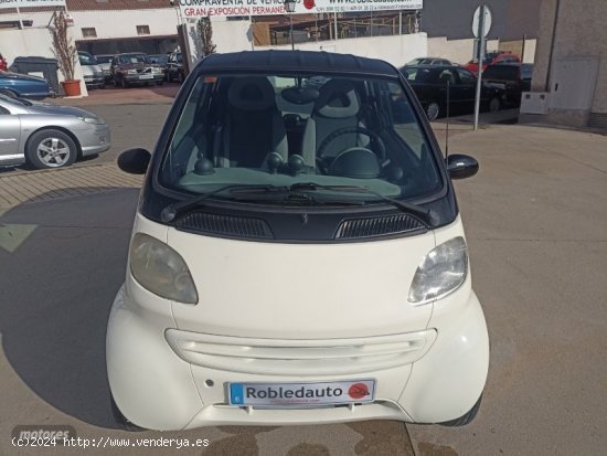 Smart Smart City Coupe de 2002 con 132.942 Km por 3.900 EUR. en Madrid