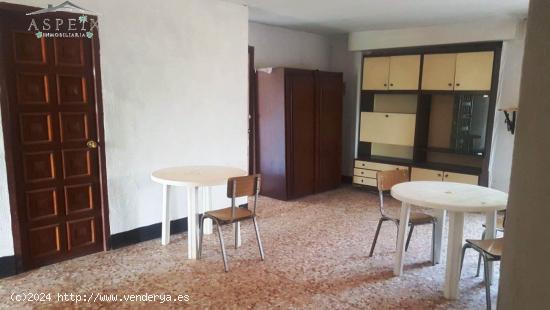 SE VENDE CASA DE CAMPO EN CREVILLENTE - ALICANTE