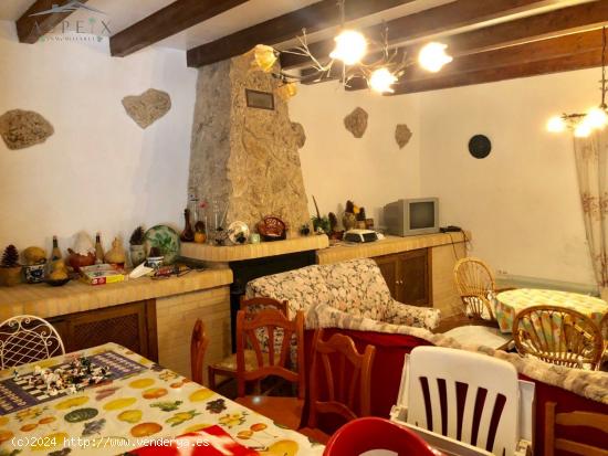 SE VENDE CHALET EN ASPE - ALICANTE