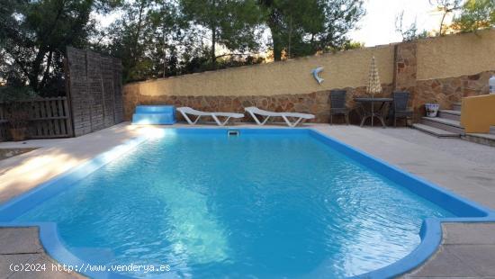 Chalet independiente en venta - ALICANTE