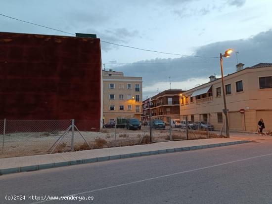 MANOS A LA OBRA!!!!! CONSTRUYE TU SUEÑO EN ESTA PARCELA EN LA HOYA - ELCHE - ALICANTE