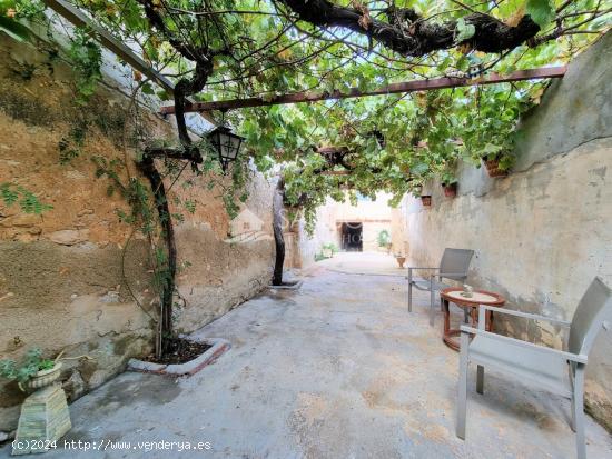 FANTASTICA CASA REFORMADA EN EL HONDON DE MONOVAR (FONDO), ALICANTE - ALICANTE