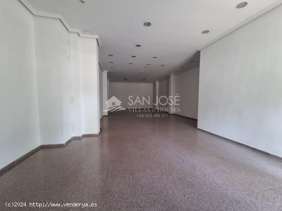 SE VENDE LOCAL COMERCIAL EN NOVELDA EN ZONA MARIA CRISTINA (ALICANTE) - ALICANTE