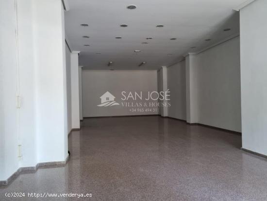 SE VENDE LOCAL COMERCIAL EN NOVELDA EN ZONA MARIA CRISTINA (ALICANTE) - ALICANTE