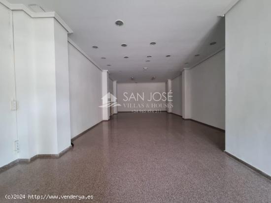 SE VENDE LOCAL COMERCIAL EN NOVELDA EN ZONA MARIA CRISTINA (ALICANTE) - ALICANTE