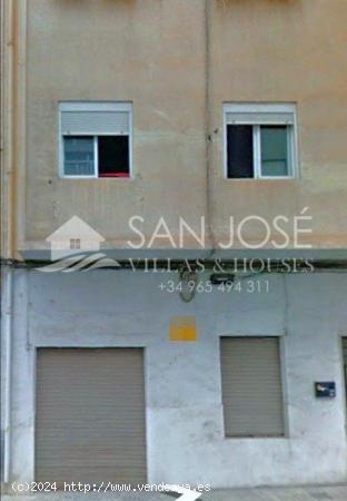 SE VENDE LOCAL EN ELDA - ALICANTE