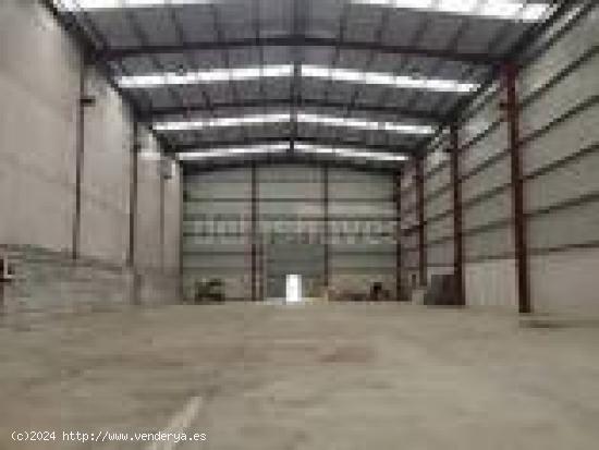 Nave de 500 m2  en polígono industrial. - TARRAGONA