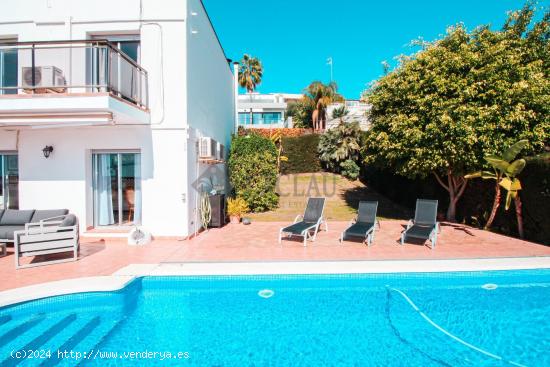 Casa con Vistas espectaculares en Sitges, Vallpineda. - BARCELONA