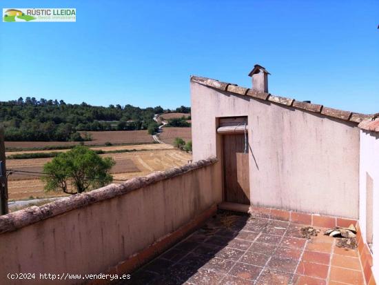 CASA (DE UNOS 189 M2) CON PATIO (DE UNOS 100 M2) EN LAS CERCANÍAS DE SANTA COLOMA DE QUERALT. - TAR