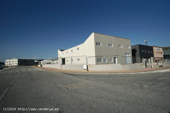  Nave Industrial en Polígono Finca Lacy - ALICANTE 