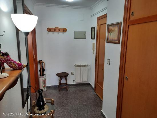 VIVIENDA MUY CENTRICA CON PLAZA DE GARAJE - ALBACETE