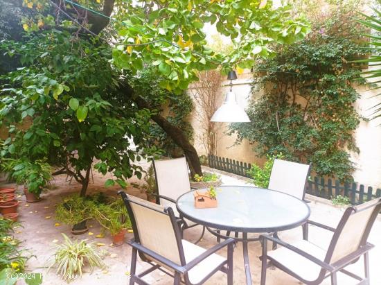 Casa en venta en Sarrià, jardín y garaje - BARCELONA