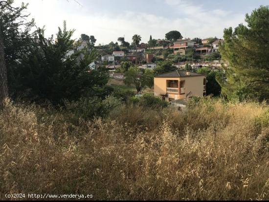 TERRENY EN VENDA A PIERA - BARCELONA