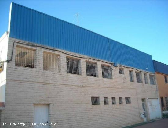 NAVE INDUSTRIAL A LA VENTA EN ELDA - ALICANTE