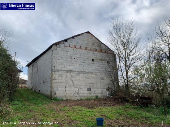 VENTA DE PAJAR CON TERRENO EN ZONA DE CARRACEDELO - LEON