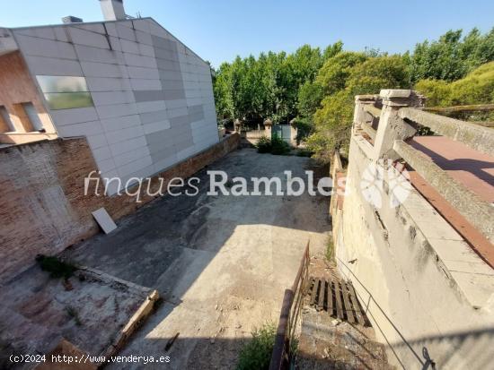 SOLAR ÚNIC AL PASSEIG VERDAGUER - BARCELONA