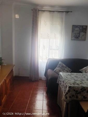 Venta de Piso en Zahara de la Sierra - CADIZ