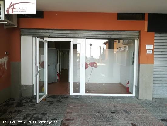  Local comercial de 140 m2 construidos en el Barrio de Monachil - GRANADA 