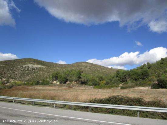  Finca Rustica 15,5 Htras. al lado Autovia NII en Jorba - BARCELONA 