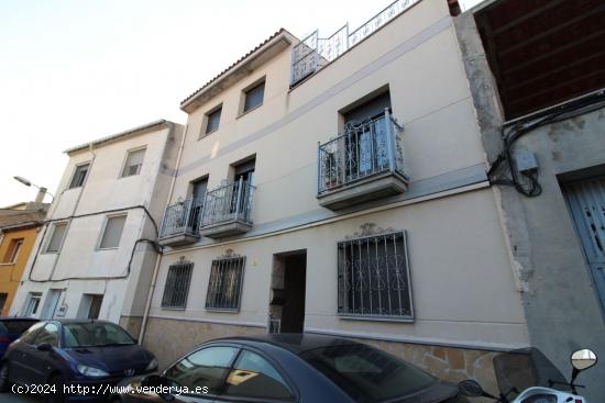  Casa En odena 6 bh 3 baños 2 cocinas 2 salones garaje y terrazas - BARCELONA 