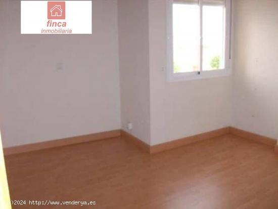 MONTIJO, PISO EN VENTA REFORMADO, LUMINOSO, EXCELENTES CALIDADES - BADAJOZ