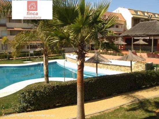 ISLANTILLA, RESIDENCIAL OCEANO, APARTEMENTO DE PLAYA, GARAJE, PISCINA. ALQUILER VACACIONAL - HUELVA