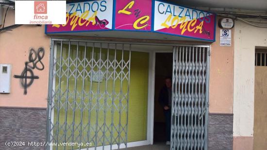  PUEBLA DE LA CALZADA, LOCAL COMERCIAL ZONA DE PASO, AMPLIO ESCAPARATE - BADAJOZ 