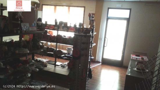 MONTIJO, LOCAL COMERCIAL, PERFECTO, ESTADO, GRAN ESCAPARATE, ZONA MUCHO PASO - BADAJOZ