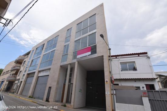  Edificio Industrial / Comercial  en Venta - El Masnou (Maresme) - BARCELONA 