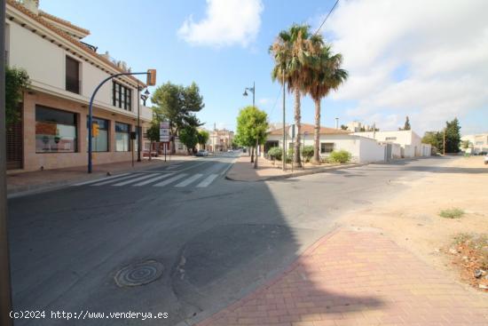 PARCELA DE 172 M2 A TRES CALLES EN SAN PEDRO DEL PINATAR - MURCIA