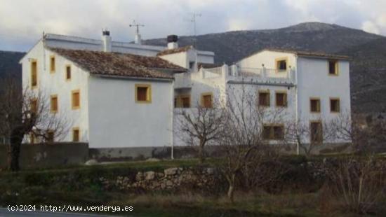 MASÍA DEL SIGLO XVIII EN AGRES - ALICANTE