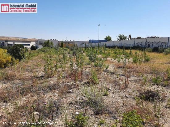 PARCELA INDUSTRIAL EN VENTA EN LOECHES. - MADRID