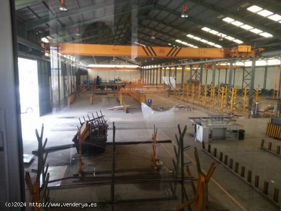 SE VENDE NAVE INDUSTRIAL EN CAMPOLLANO DE 5.954M2. - ALBACETE