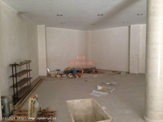  SE ALQUILA LOCAL COMERCIAL ZONA BARRIO PILAR - ALBACETE 