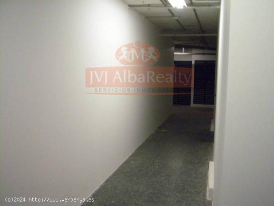 SE ALQUILA LOCAL COMERCIAL ZONA CENTRO-ALTOZANO - ALBACETE