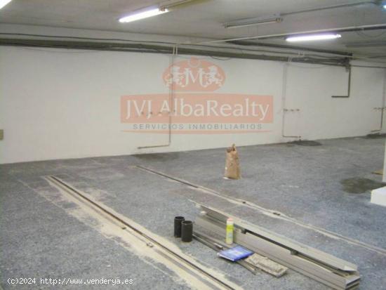 SE ALQUILA LOCAL COMERCIAL ZONA CENTRO-ALTOZANO - ALBACETE