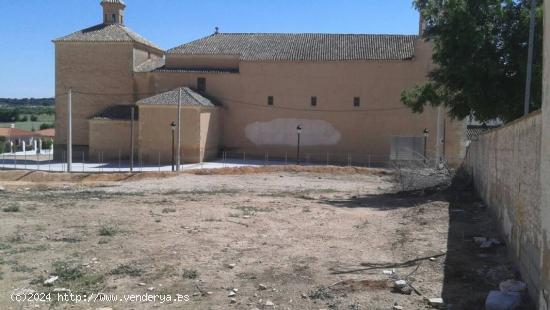 PARCELAS URBANAS EN EL CENTRO DE FUENSANTA - ALBACETE