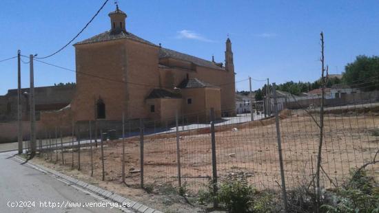 PARCELAS URBANAS EN EL CENTRO DE FUENSANTA - ALBACETE