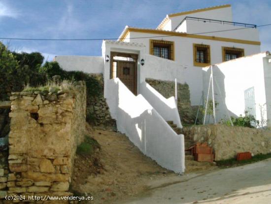 SE VENDE CASA RURAL CON LICENCIA - ALBACETE