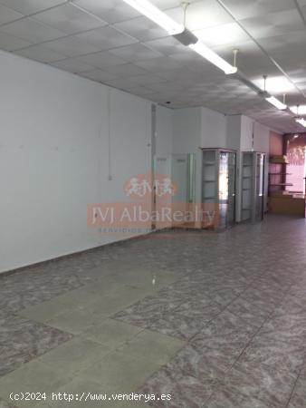 LOCAL EN VENTA O ALQUILER - ZONA HOSPITAL - ALBACETE