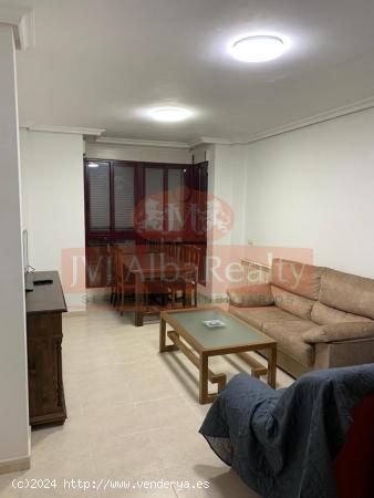 VIVIENDA PARA ENTRAR A VIVIR CON GARAJE EN ZONA PUENTE MADERA! - ALBACETE