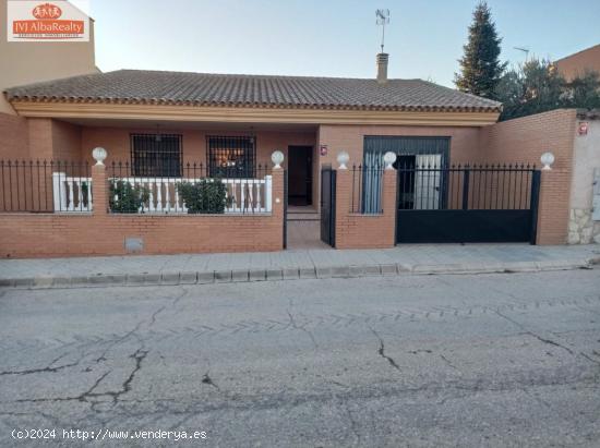  UNIFAMILIAR  EN VENTA  EN UNA SOLA PLANTA EN MOTILLEJA - ALBACETE 